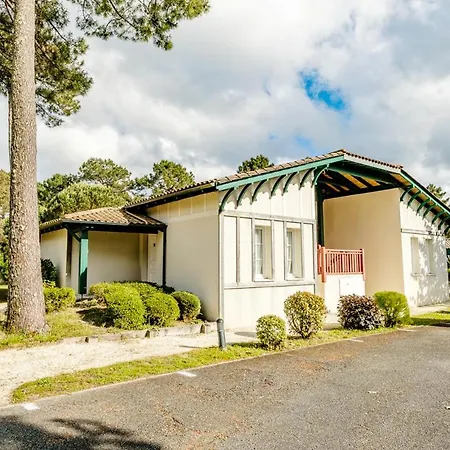 Ferienhaus T3 Piscine Et Terrasse Au Golf De *